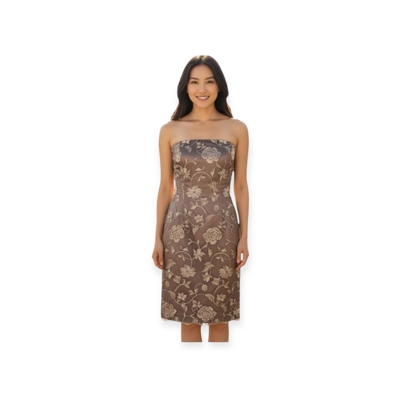 Adrianna Papell ✶ Strapless Lace Sheath Cocktail Dress ✶ Floral Embroidery ✶ 2 - Picture 15 of 16